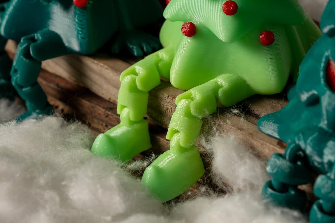Character figures, detail